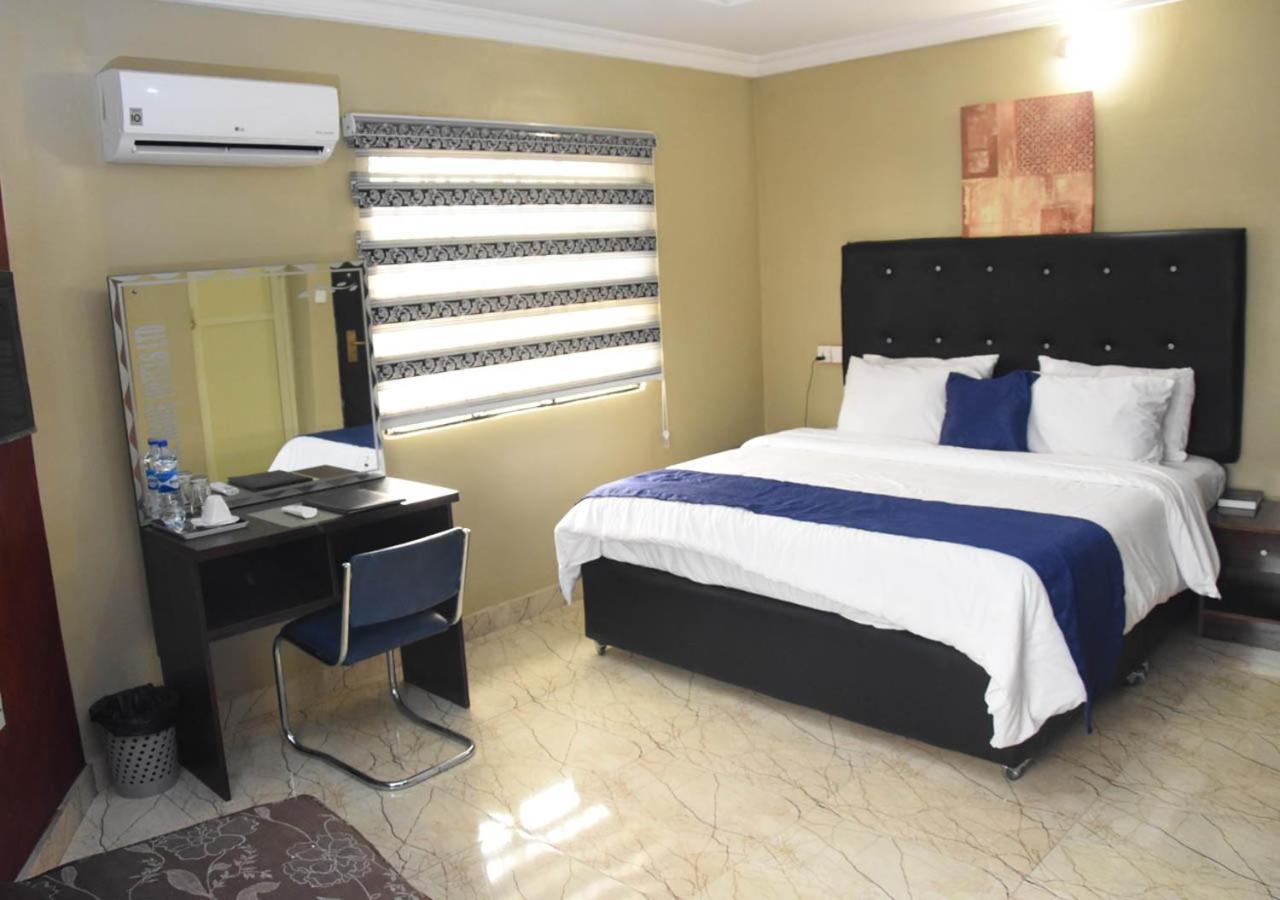 24-7 Electricity Agore Hotels And Suites Ltd Awoyaya Exterior photo