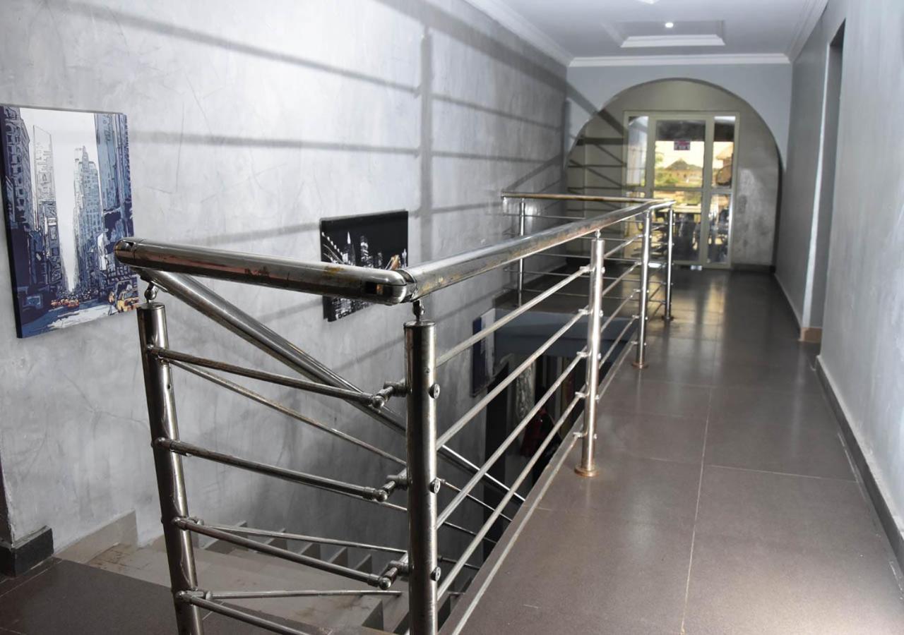 24-7 Electricity Agore Hotels And Suites Ltd Awoyaya Exterior photo