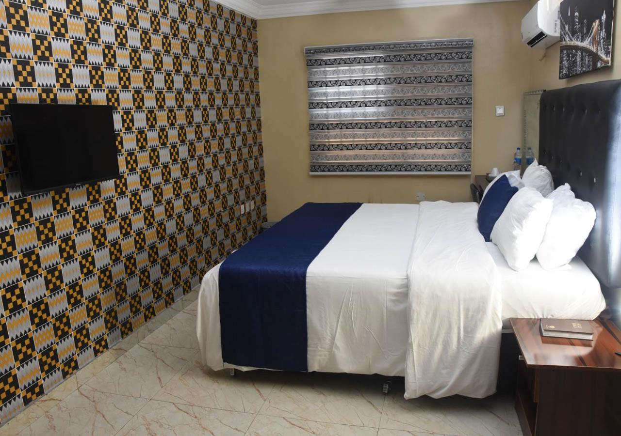 24-7 Electricity Agore Hotels And Suites Ltd Awoyaya Exterior photo