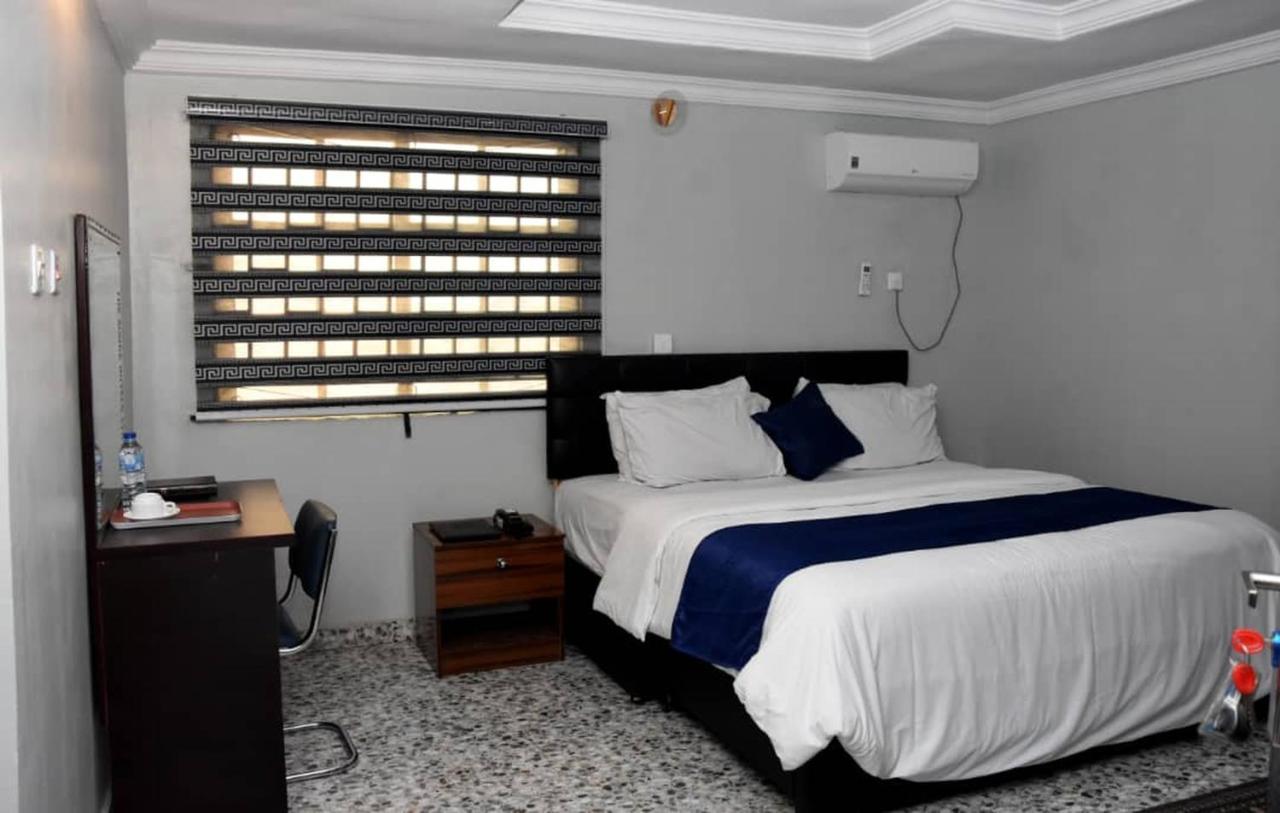 24-7 Electricity Agore Hotels And Suites Ltd Awoyaya Exterior photo