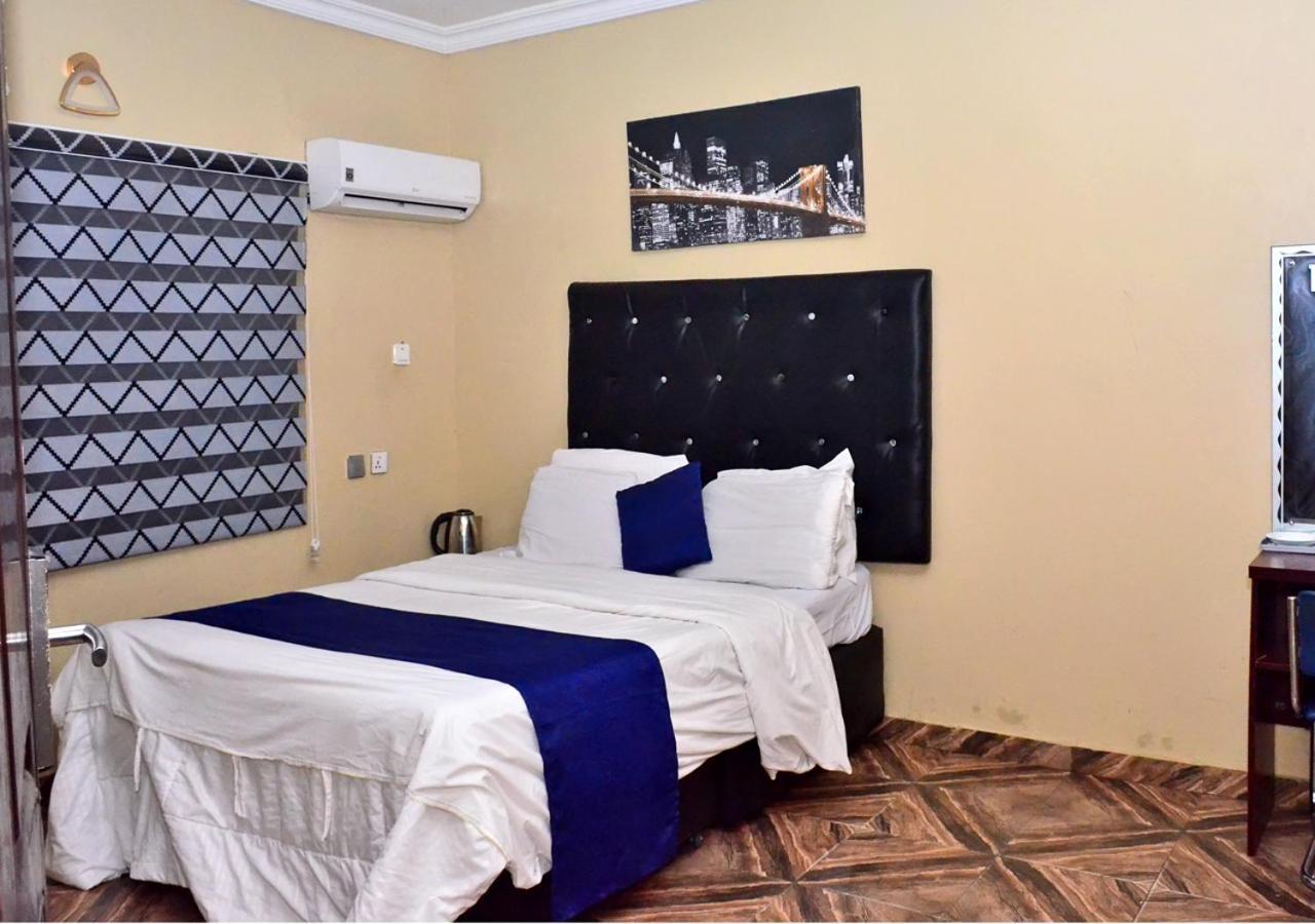 24-7 Electricity Agore Hotels And Suites Ltd Awoyaya Exterior photo