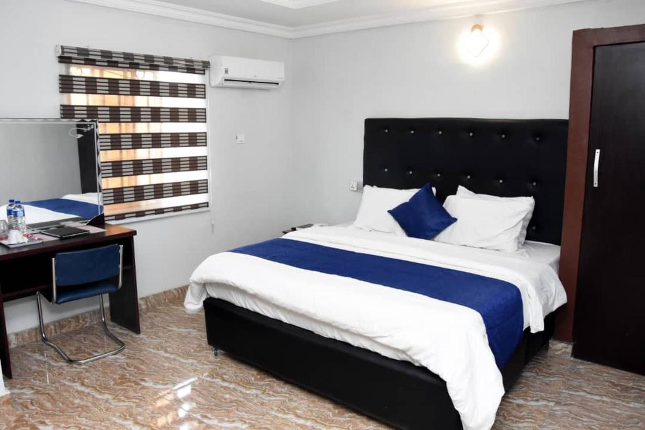 24-7 Electricity Agore Hotels And Suites Ltd Awoyaya Exterior photo
